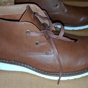 Andrew Marc
Thompson Chukka Boot